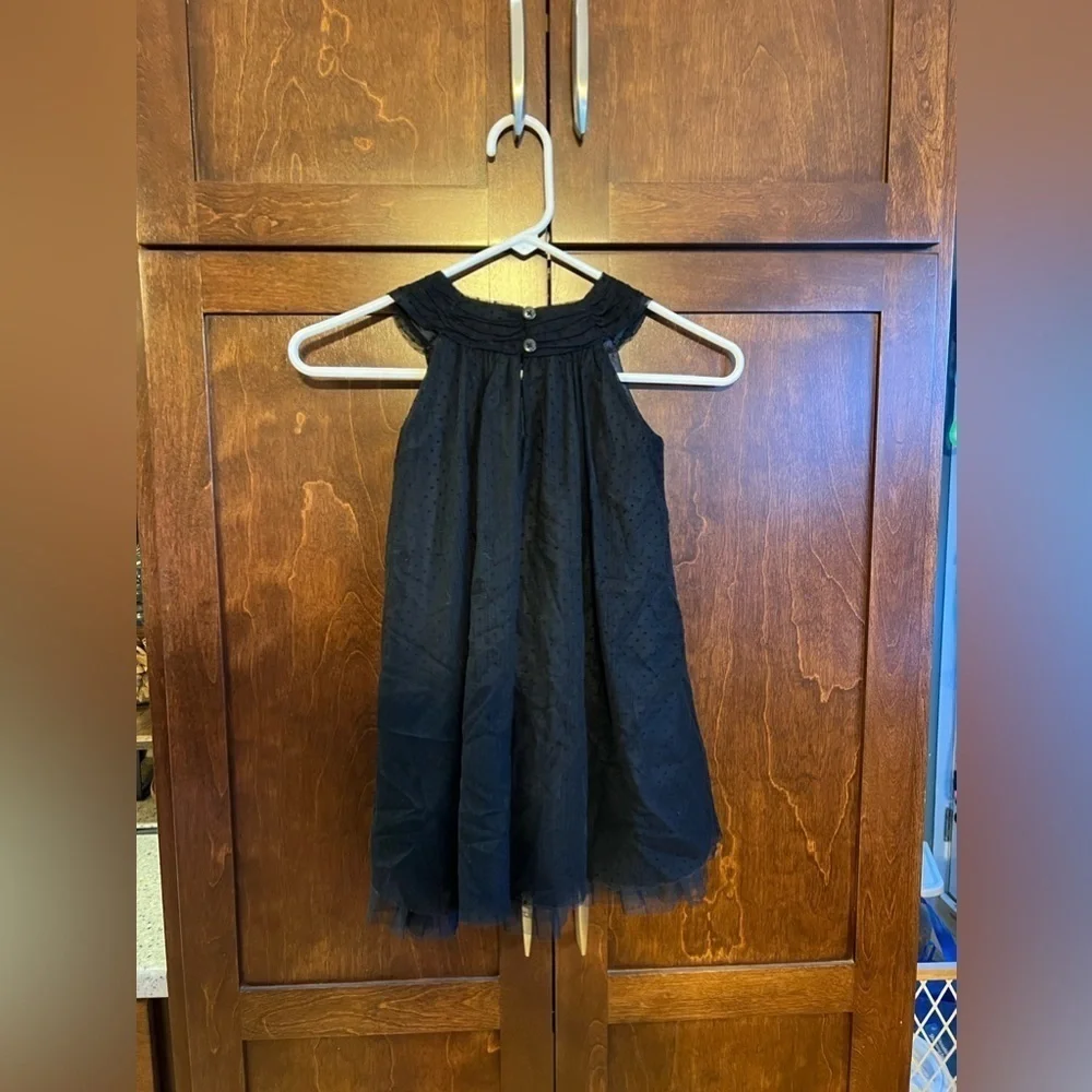 OshKosh Bgosh elegant sleeveless